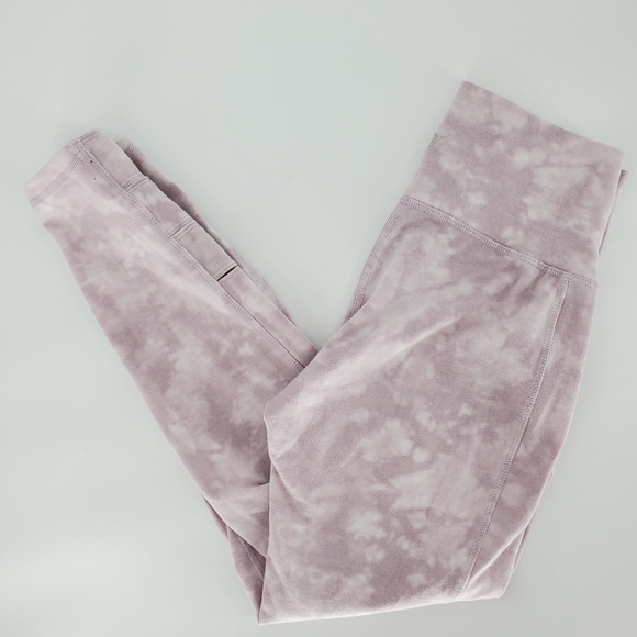 Old Navy Pants - Old navy balance legging pink tie dye go dry calf